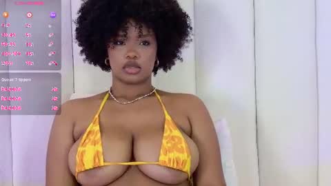 ela_ebony_ online show from August 6, 1:04 am
