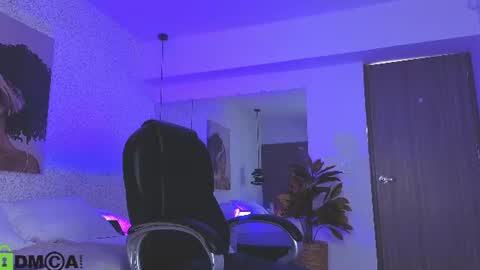 LOREIN online show from August 31, 3:46 pm