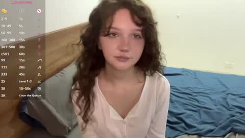 Ela online show from July 31, 7:52 pm