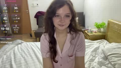 Ela online show from August 14, 7:12 am