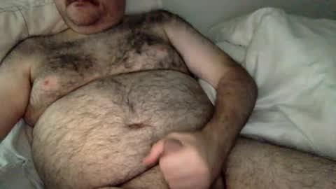 elagobear online show from June 22, 5:30 am