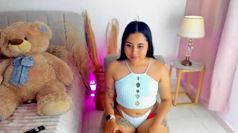 Elaine Summer online show from April 10, 7:34 am