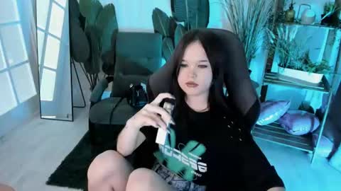 Your sweet girl online show from August 8, 9:26 pm