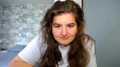 Elanis online show from July 23, 1:02 pm