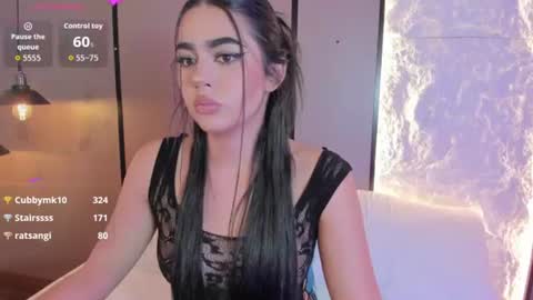 elara_bloom_ online show from August 7, 8:58 am