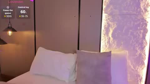 elara_bloom_ online show from August 8, 3:17 am