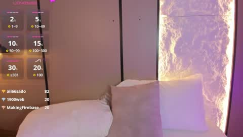 elara_bloom_ online show from August 8, 7:41 am