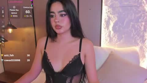 elara_bloom_ online show from August 11, 6:59 am
