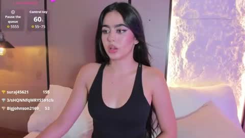 elara_bloom_ online show from August 13, 7:11 am