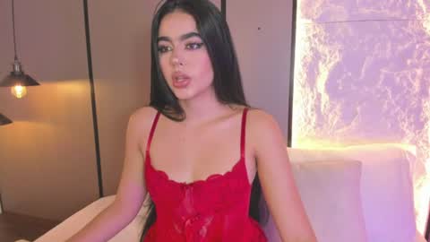 elara_bloom_ online show from August 14, 3:21 am