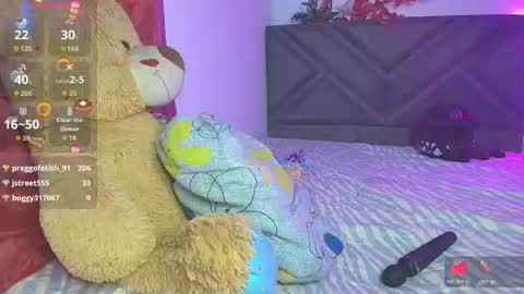 lara online show from August 13, 11:24 am