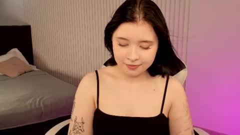Elly online show from August 13, 4:15 am