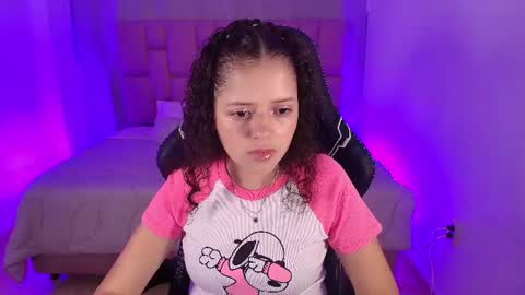 ELARA online show from August 13, 10:57 pm