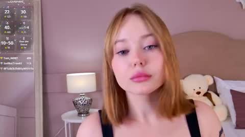 elaravance online show from August 3, 1:07 pm