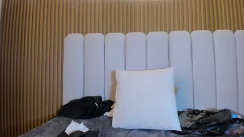 Victoria online show from July 24, 9:40 pm