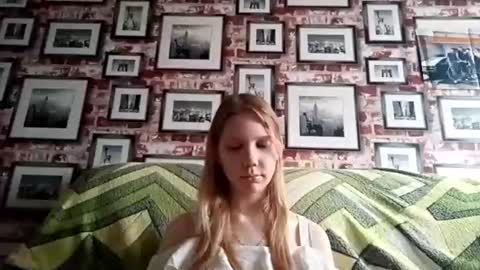 elaynemaenner online show from August 9, 7:20 am