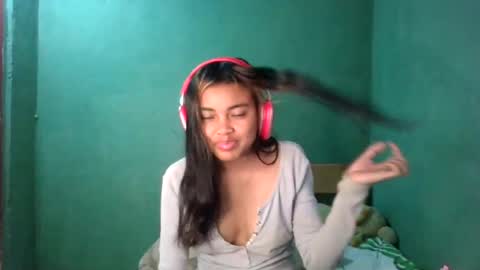 eldie69 online show from July 10, 10:43 am