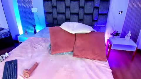 electra_fg online show from August 11, 4:53 pm