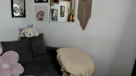 Electra online show from August 15, 5:44 am
