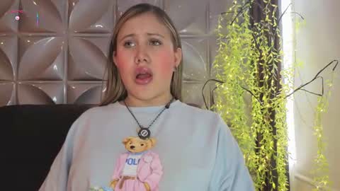 eleecttraa_12 online show from August 12, 6:32 pm