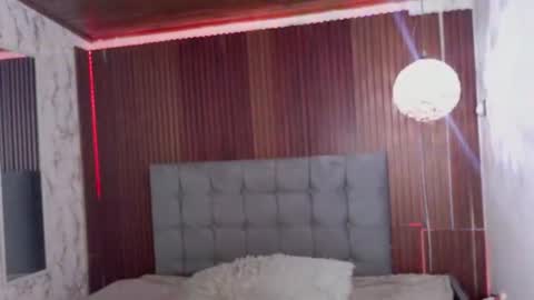 elena_detroya_ online show from August 3, 12:34 pm