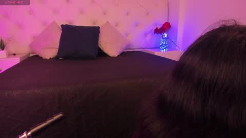 elena_tylor online show from July 31, 1:39 pm