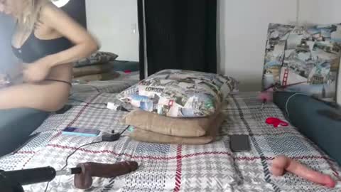 elenamanciny online show from July 30, 12:40 am