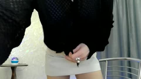elenaza online show from May 29, 6:32 pm