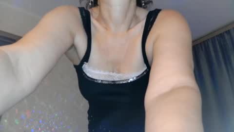 elenaza online show from August 8, 9:59 pm