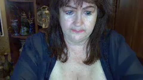 ElenaZed online show from August 2, 5:14 am