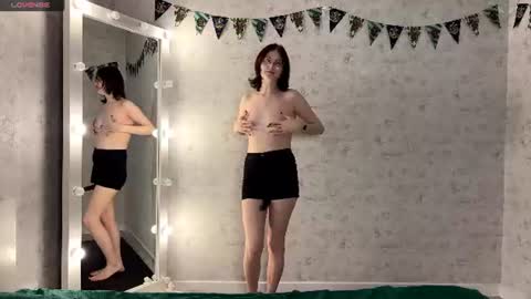 Annie PVT IS OPEN online show from August 5, 4:21 am
