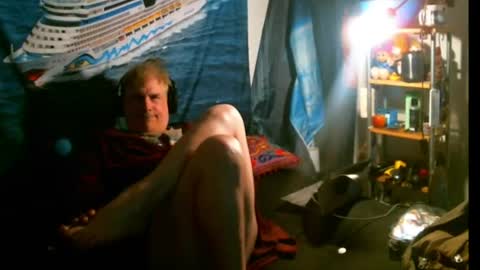 TheEleventhPhoenix online show from August 7, 4:12 am