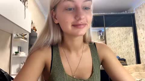 Kate online show from August 4, 3:20 pm