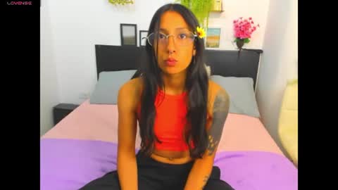 Elizabeth online show from August 3, 2:13 pm