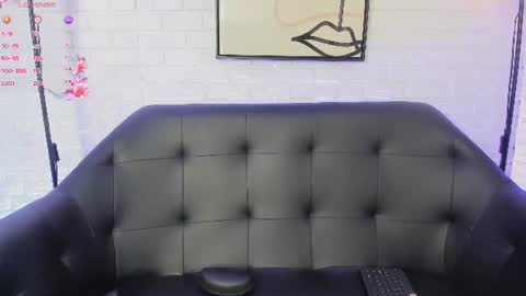 Eliza online show from August 5, 7:12 pm