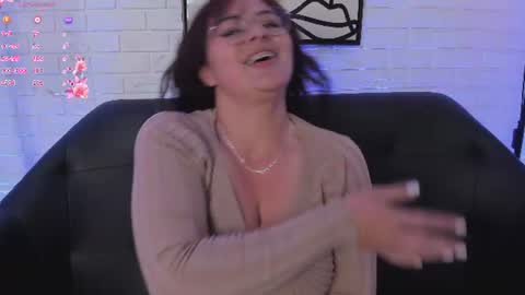 Eliza online show from August 6, 12:42 am