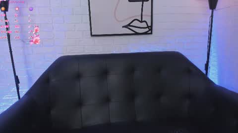 Eliza online show from August 13, 2:36 am