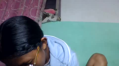 eliah193653 online show from August 14, 7:23 am