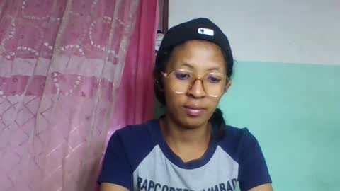 eliahsexy online show from August 8, 7:30 am