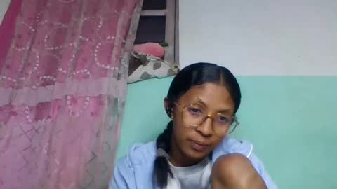 eliahsexy online show from August 14, 7:45 am