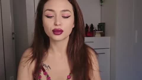 eliana_fox online show from August 7, 8:53 pm