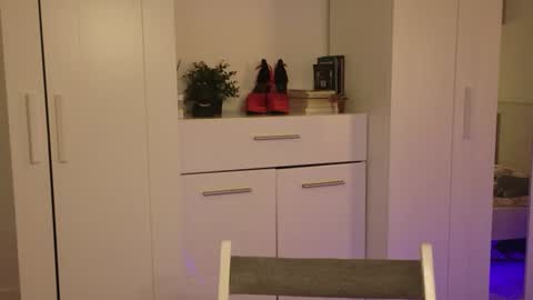 eliana_fox online show from August 12, 7:38 pm