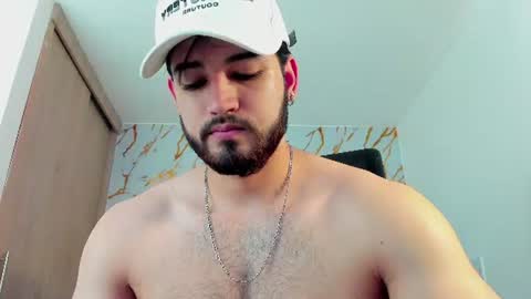 Elian online show from August 9, 4:08 pm