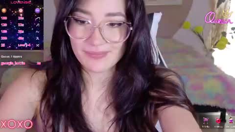 eliiih_ online show from July 21, 5:15 pm