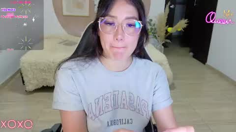 eliiih_ online show from July 31, 1:45 am