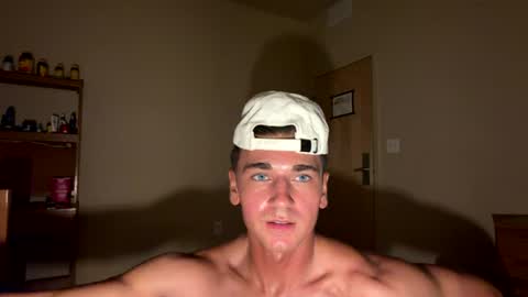 elijahkinky24 online show from August 6, 1:15 am