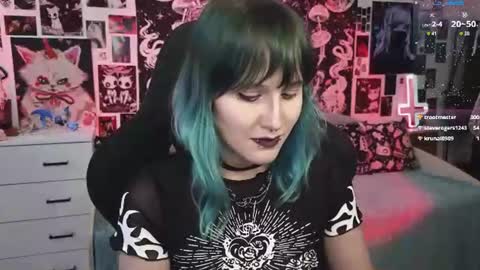 Elika online show from August 2, 9:55 pm