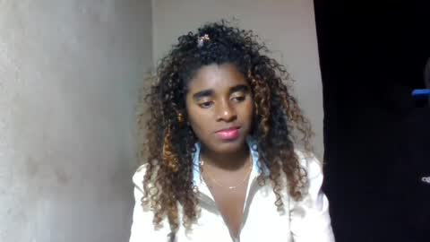 elina981 online show from August 4, 9:17 am