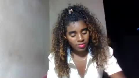elina981 online show from August 4, 10:56 am