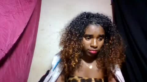 elina981 online show from August 10, 6:31 pm
